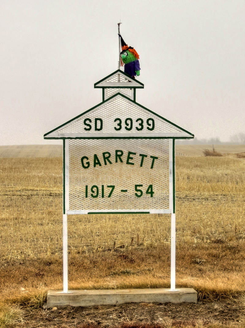 Garrett School District 3939, 1917-1954, South West 9, Township 12 range 27 west of the second meridian, near Mitchellton South east section 25 township 11 range 28 west of the second meridian, near Mossbank Northeast section 25 township 11 range 30 west of the 2 meridian,   - Saskatchewan Gen Web